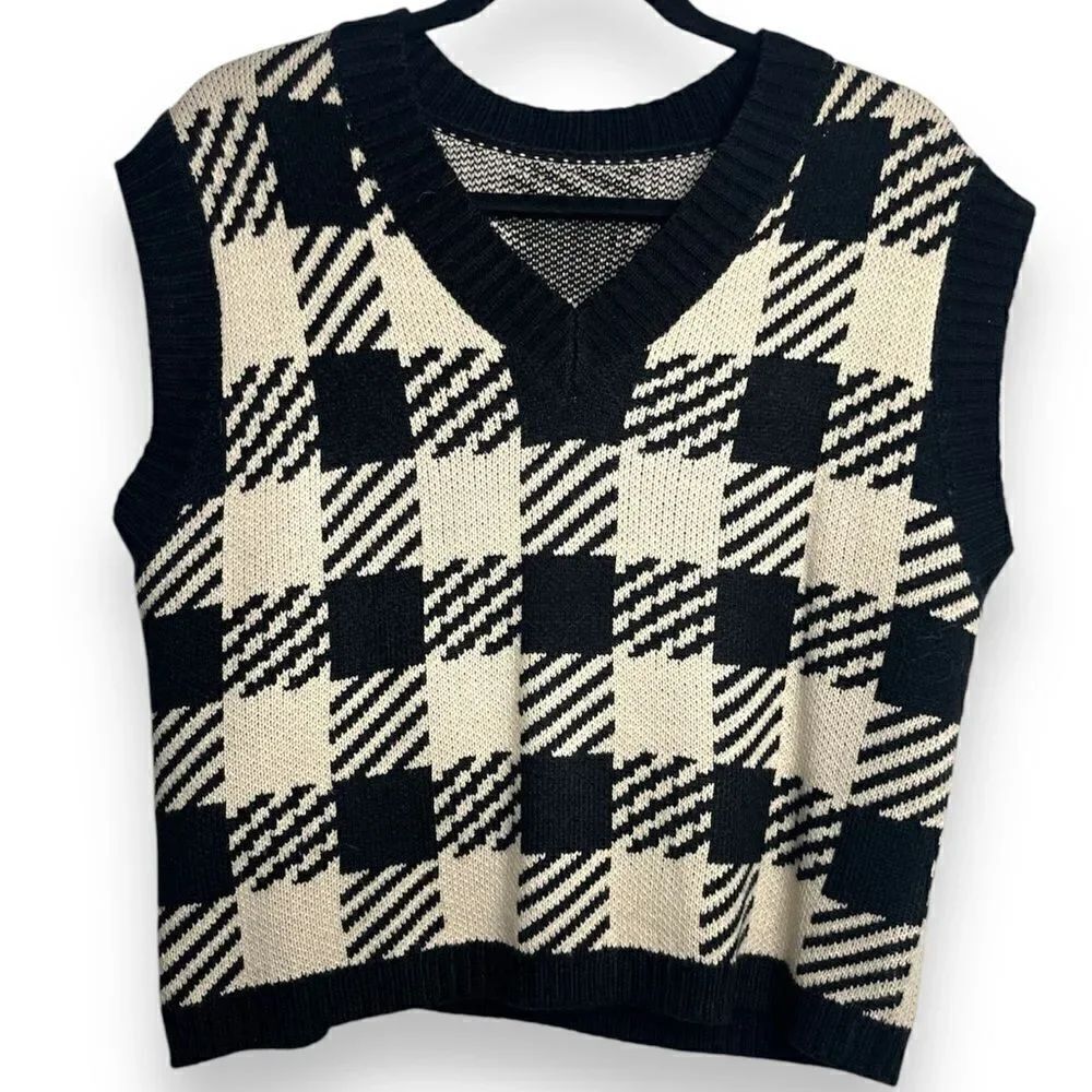 SHEIN Checkered Sweater Vest Black and Cream Size Small